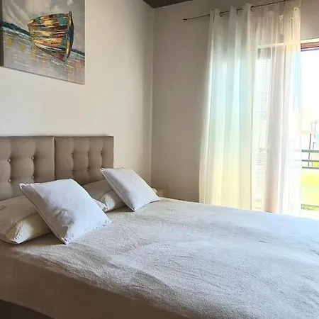 Adriatica شقة شيبينيك