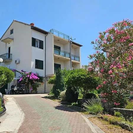 Solaris Apartament Szybenik